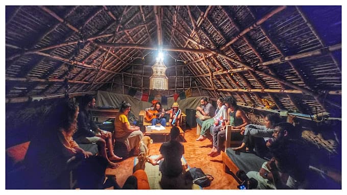 Music night around the long table